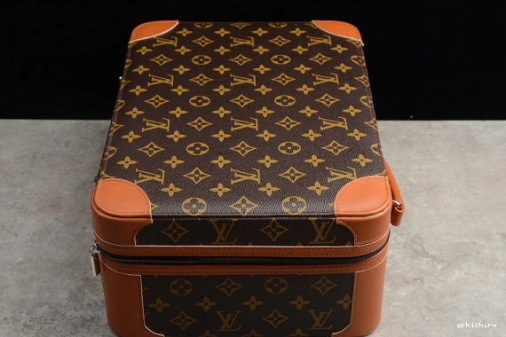 Rep EP (WITH AQ0818-158 O-W 1 JORDAN AIR CASE) AQ0818-158 -LouiV 1228